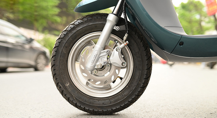 phanh-xe-may-dien-yadea-vigor